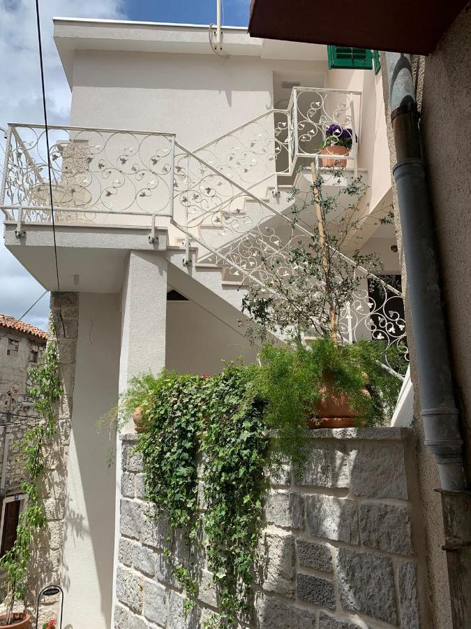 Karmelita'S Place -Studio Sibenik Exterior photo